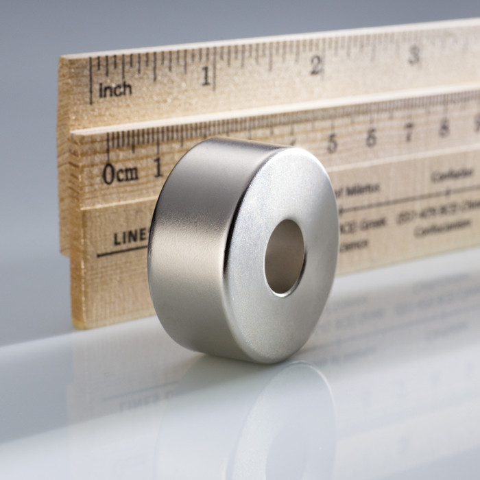 Neodymový magnet mezikruží pr.36x pr.12,1x15 N 80 °C, VMM10-N50