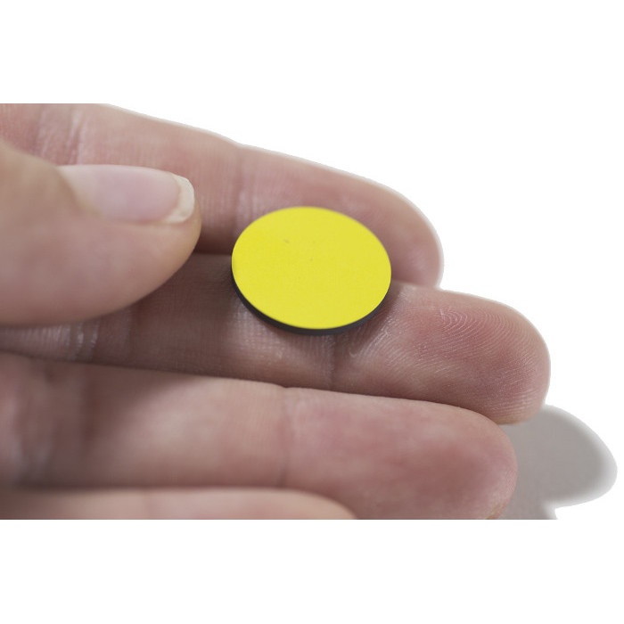 Výřez z magnetické fólie pr. 15 mm žlutý