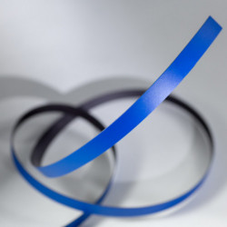 Magnetický pásek 10x0,6 mm modrý