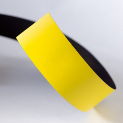 Magnetický pásek 50x0,6 mm žlutý