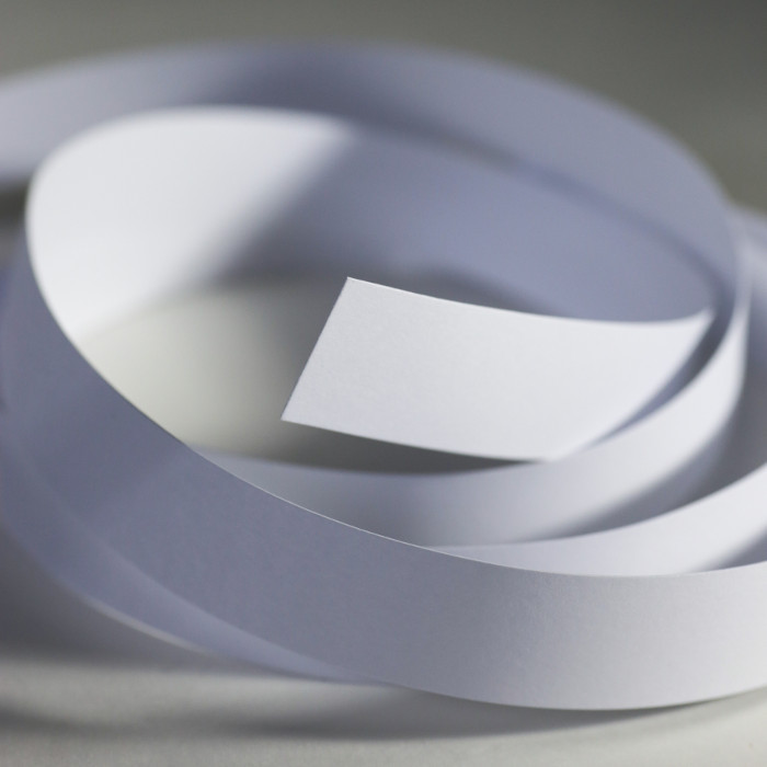 Papírový pásek pro magnetický štítek šíře 30 mm