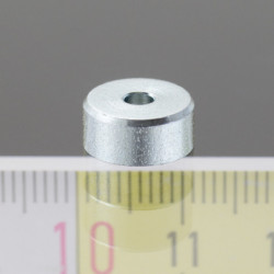 Magnetická čočka pr. 10, výška 4,5 mm, vnitřní díra pro šroub se zápustnou hlavou pr. 2,6 mm