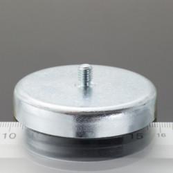 Magnetická čočka se stopkou pr. 57 x výška 10,5 mm s vnějším závitem M6, délka závitu 8 mm