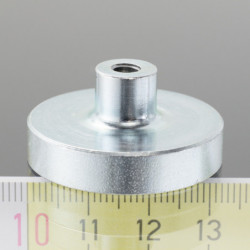 Magnetická čočka se stopkou pr. 32 x výška 7 mm s vnitřním závitem M5, délka závitu 8,5 mm
