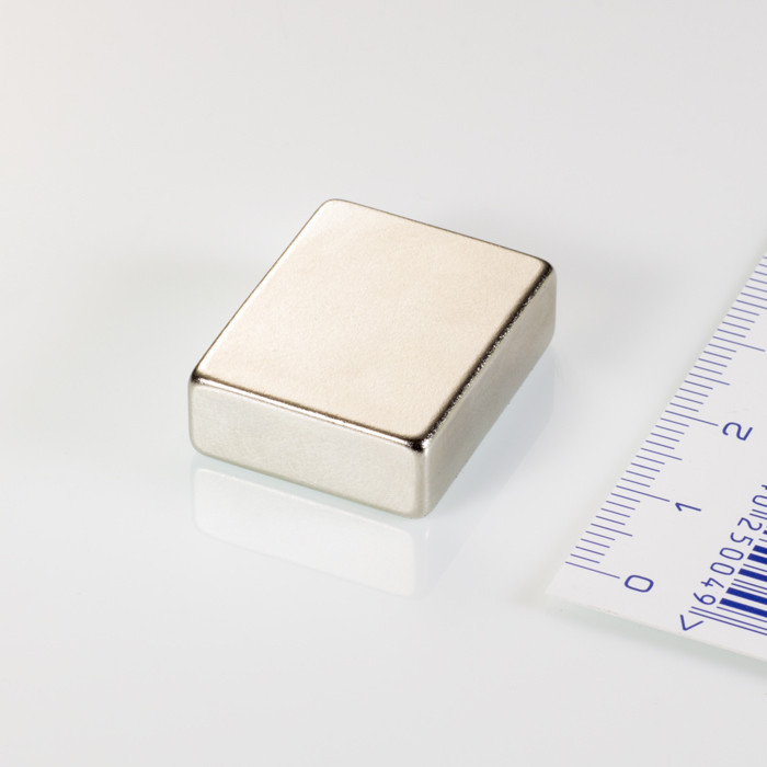 Neodymový magnet kvádr 25x20x8 N 80 °C, VMM4-N30