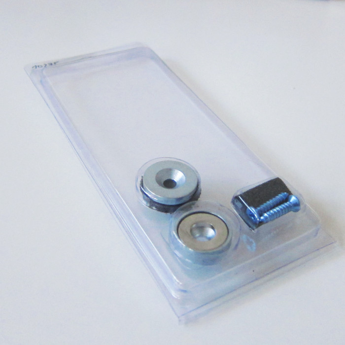 Skříňový upínací magnet 22,2 x 7,1 mm