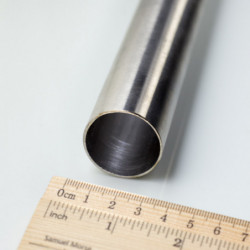 Nerezová ocel trubka pr. 32 x 1 mm bezešvá, délka 1 m - 1.4404