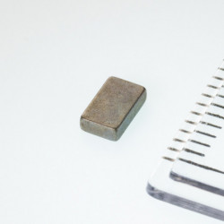 Neodymový magnet kvádr 5x3x1,3 P 180 °C, VMM5UH-N35UH