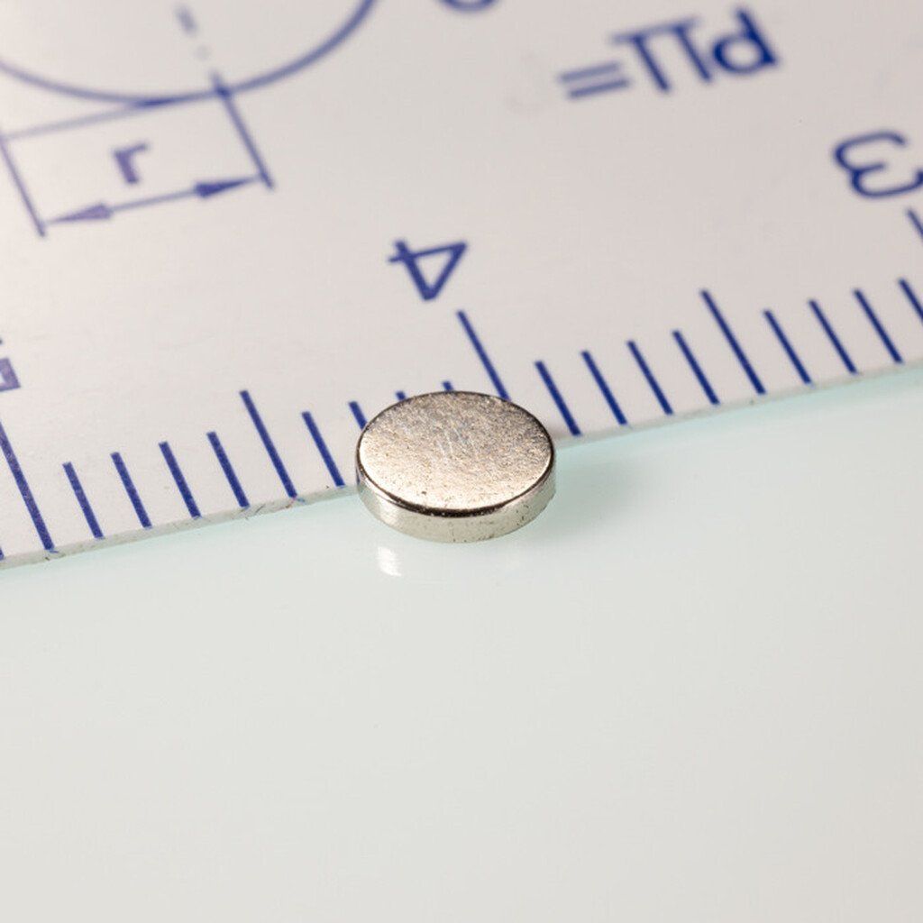 Neodymový magnet válec průměr 4x0,8 mm pro malé a silné aplikace
