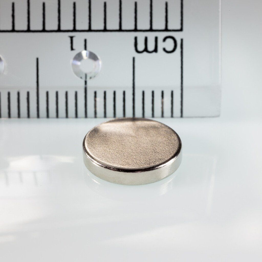 Neodymový magnet válec průměr 10x2,5 mm pro běžné použití