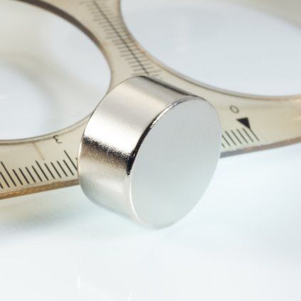 Vysokoteplotní magnet válec 22,8 × 10 mm YXG-32 s odolností 300 °C